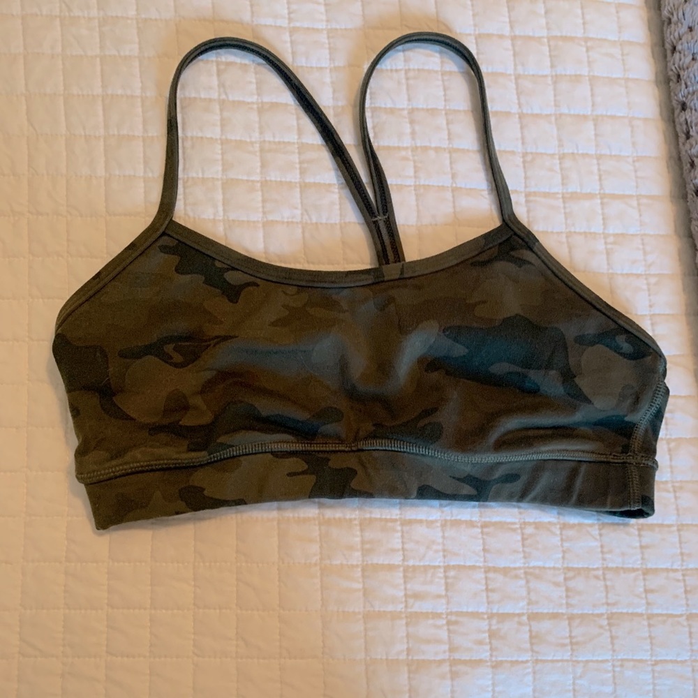 Lululemon Camo Flow Y Bra